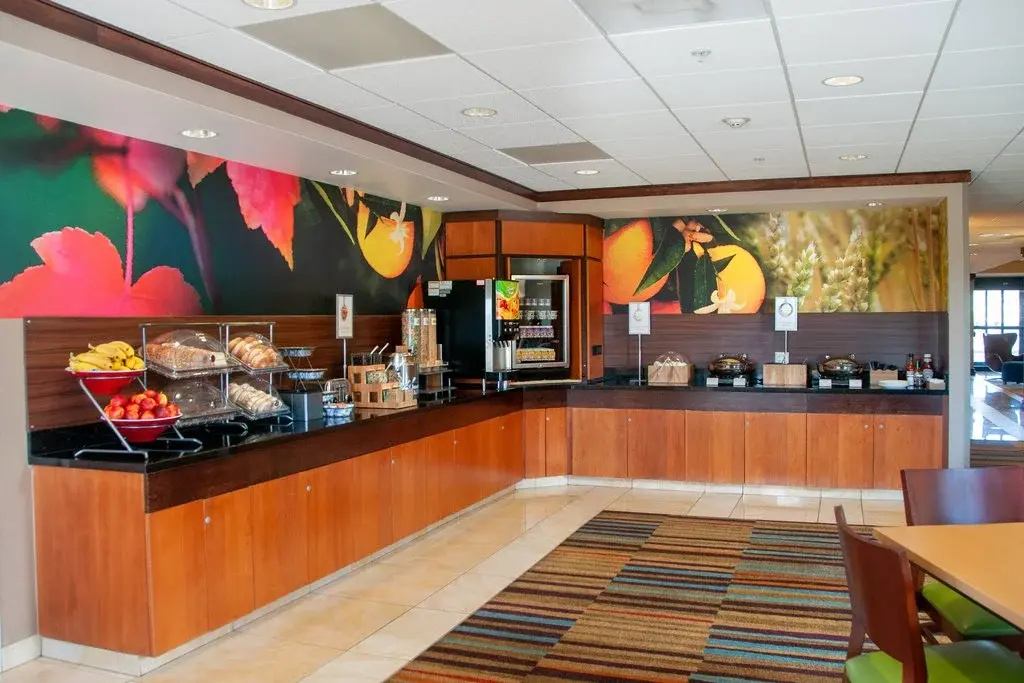 Food & Beverage