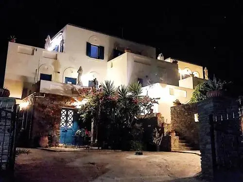 Studios Villa Lontorfou