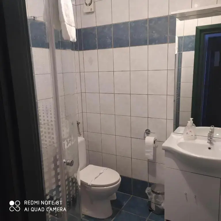 Bacchus Hotel Panzi - Chambres