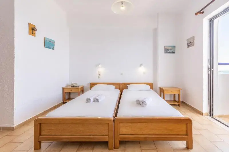 Athina Inn - Chambres