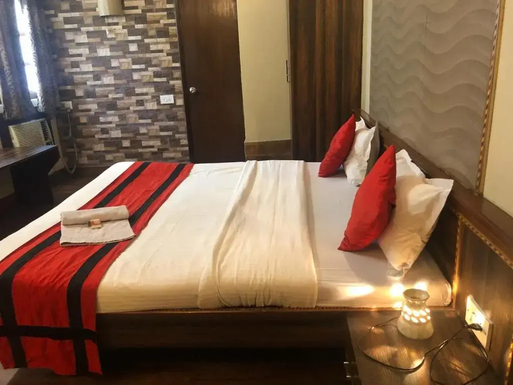 Aster Guest House