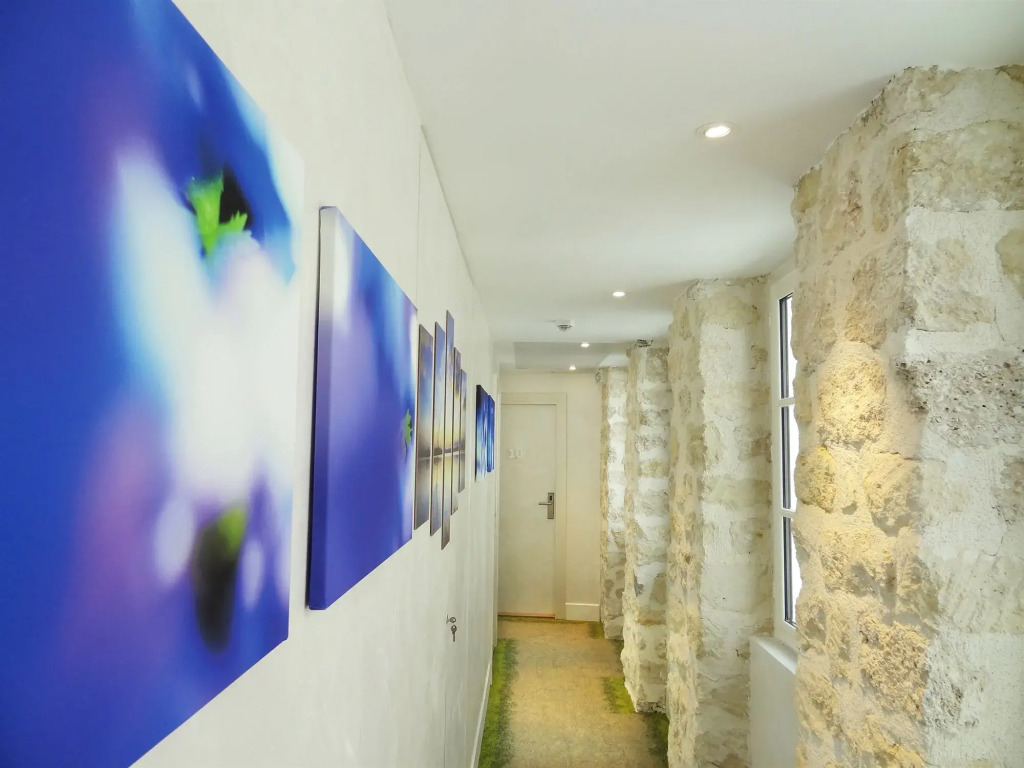 Hotel le Pavillon picture