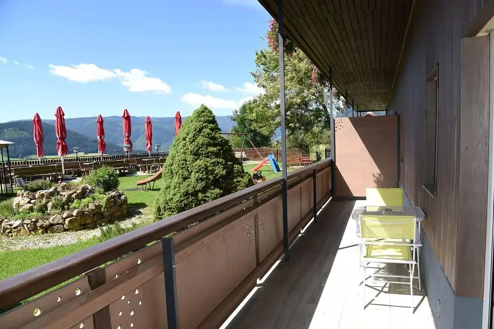 Balcony & Terrace