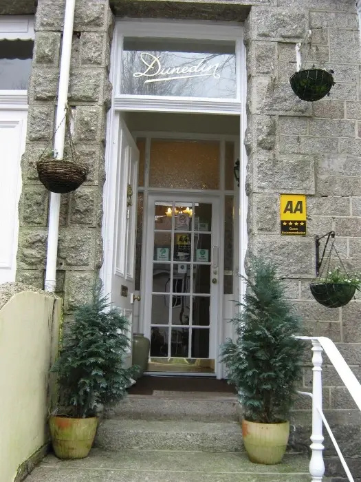 Dunedin Guest House