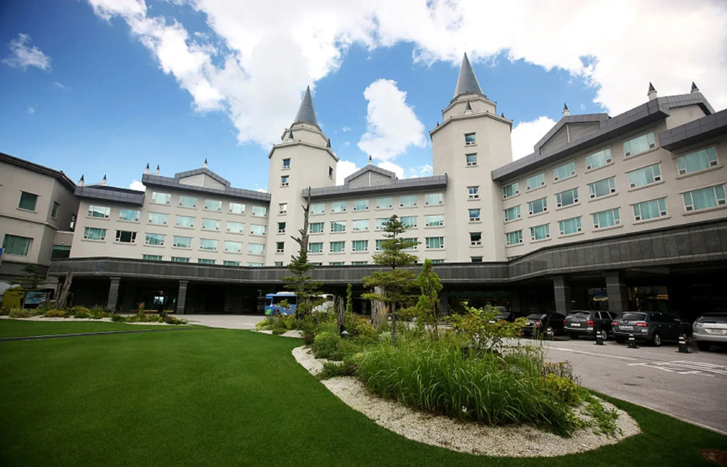 Hotel photo 1
