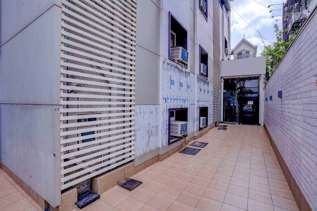 Fabhotel Starwood Residency