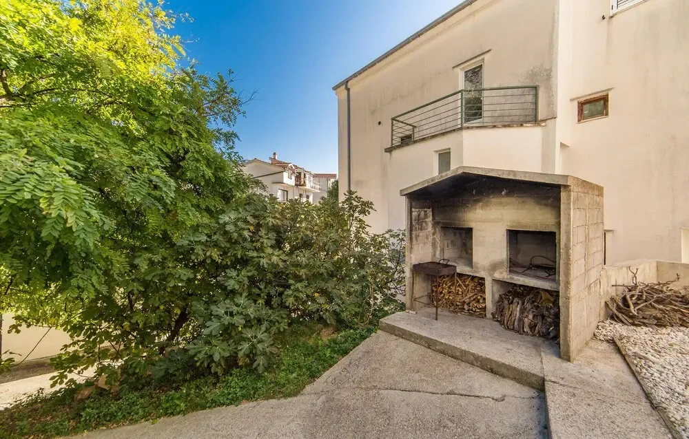 Amazing Apartment in Brist With 1 Bedrooms and Wifi