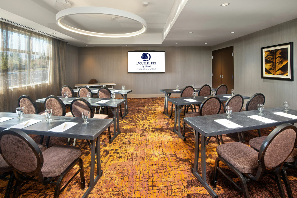 DoubleTree by Hilton Toronto Airport - Général