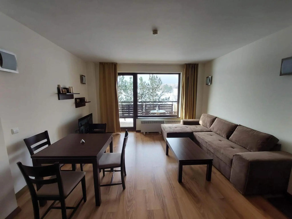 The View Apartment, Terra Complex — 2