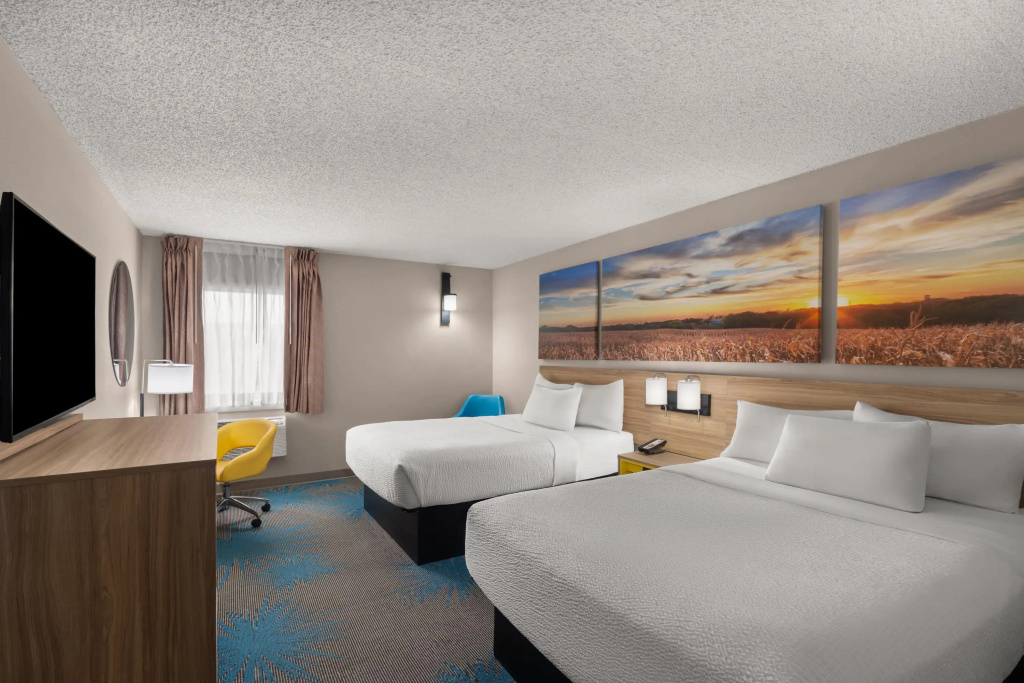Days Inn by Wyndham Mandan Bismarck Area — 2