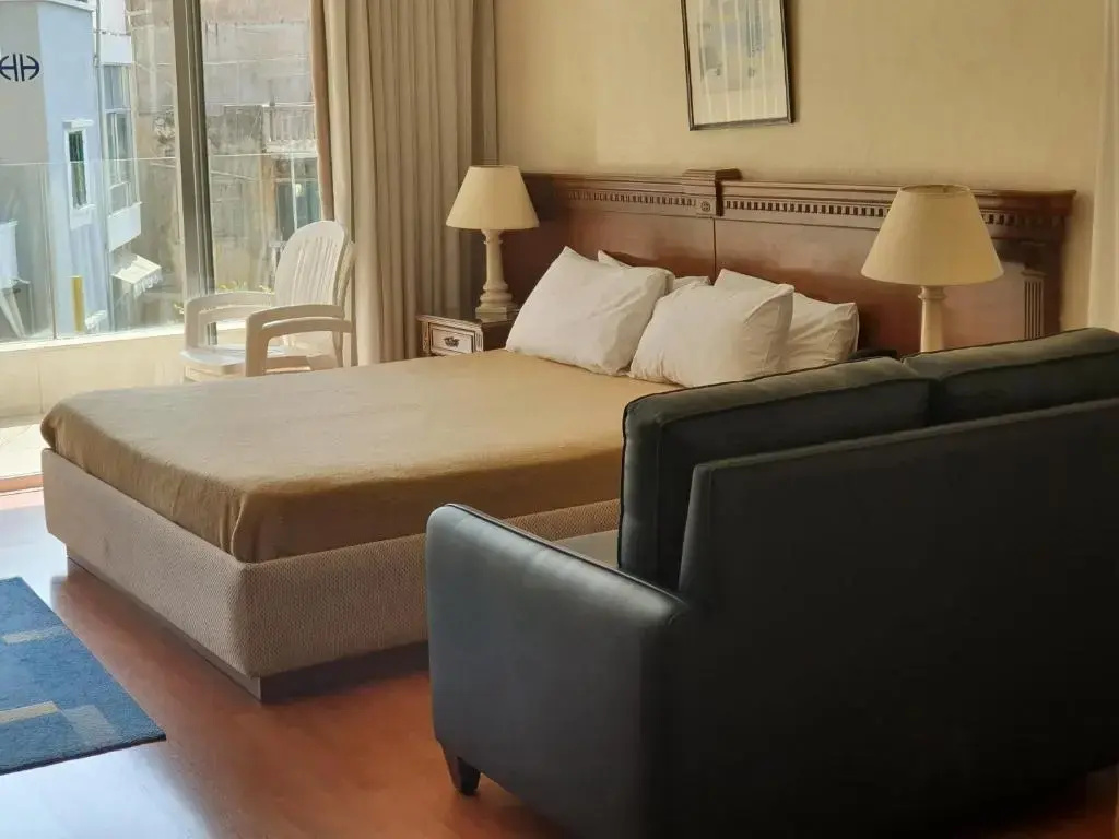 Standard Double room (full double bed)