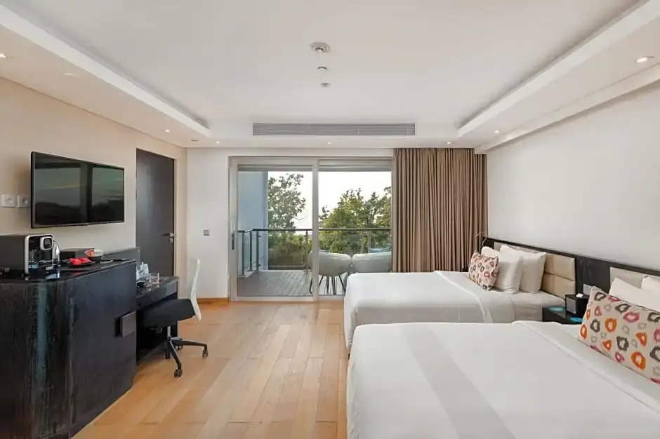 Double-Six Luxury Hotel Seminyak