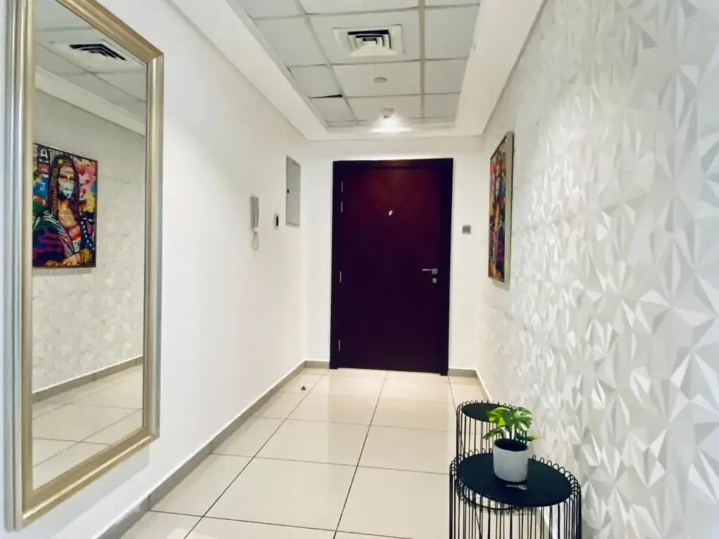 MP12 - Luxurious 2BR in Marina Pinnacle Tower - Chambres