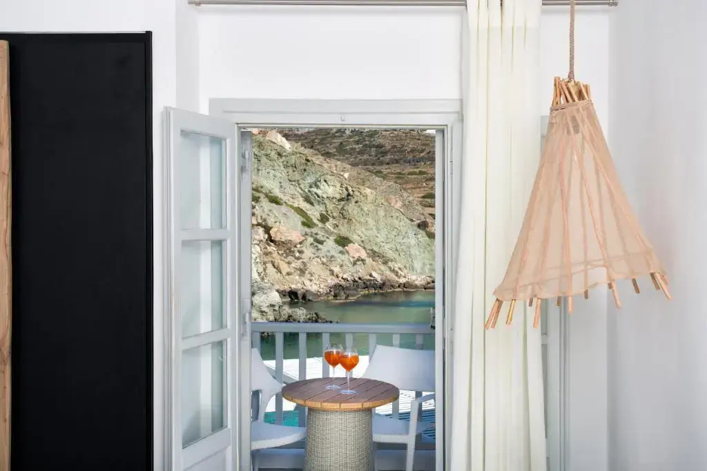 Superior Double room with sea view (full double bed)