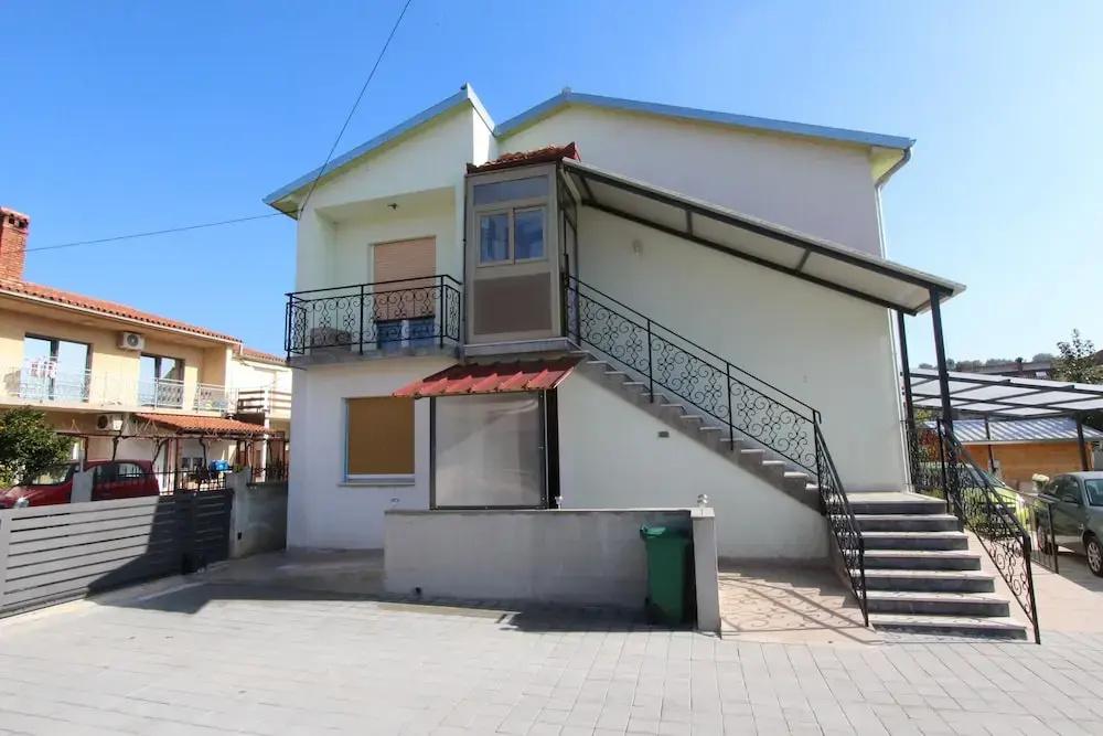 Apartment Oto