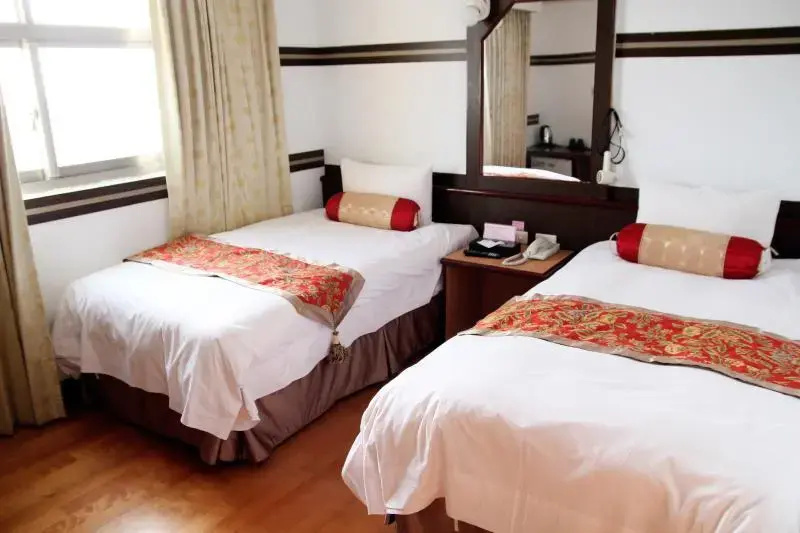 Standard Double room (twin beds)