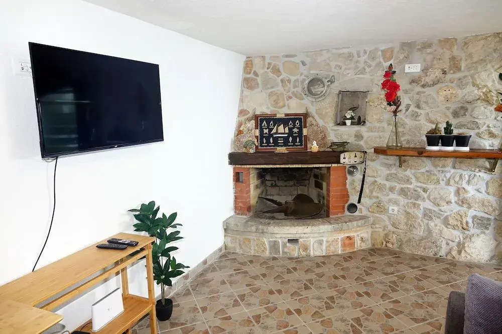 House Niksa - Général