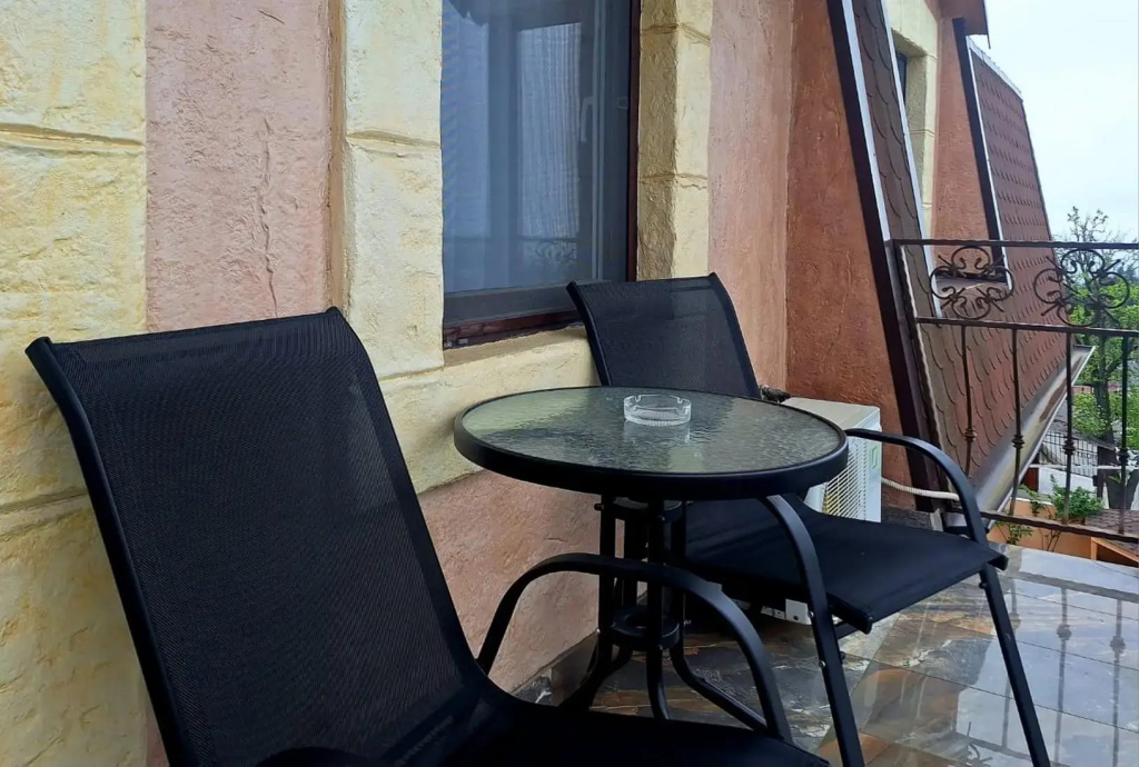 Comfort Double room with balcony and with sea view (full double bed)
