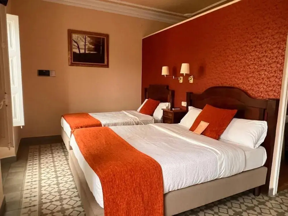 Comfort Triple room with balcony and with city view
