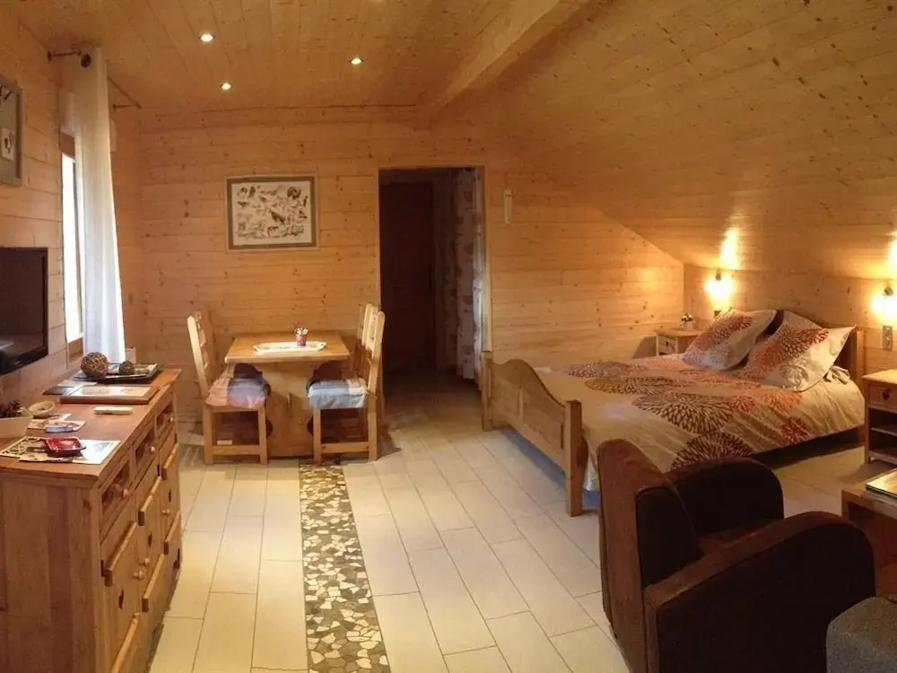 Voir la photo 2 — Chambres et Table d'Hôtes Le Chalet du Seu