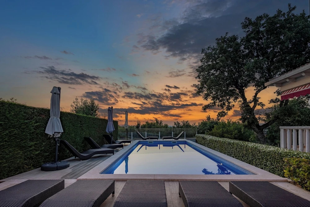 Villa Rosa Magica