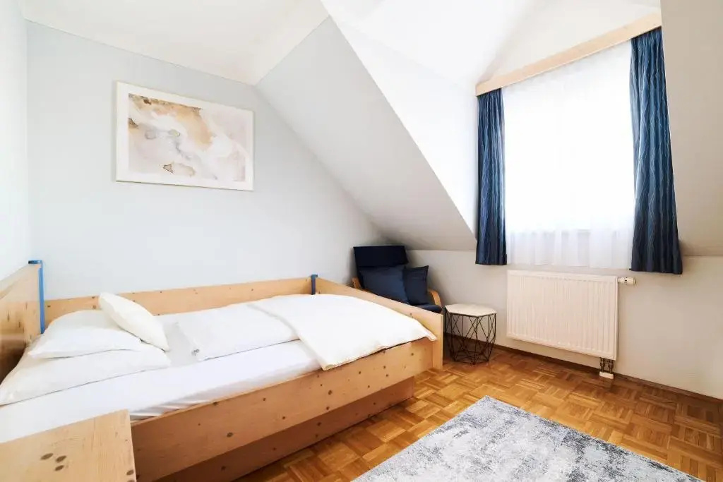 Hotel Garni Thermenoase - Chambres