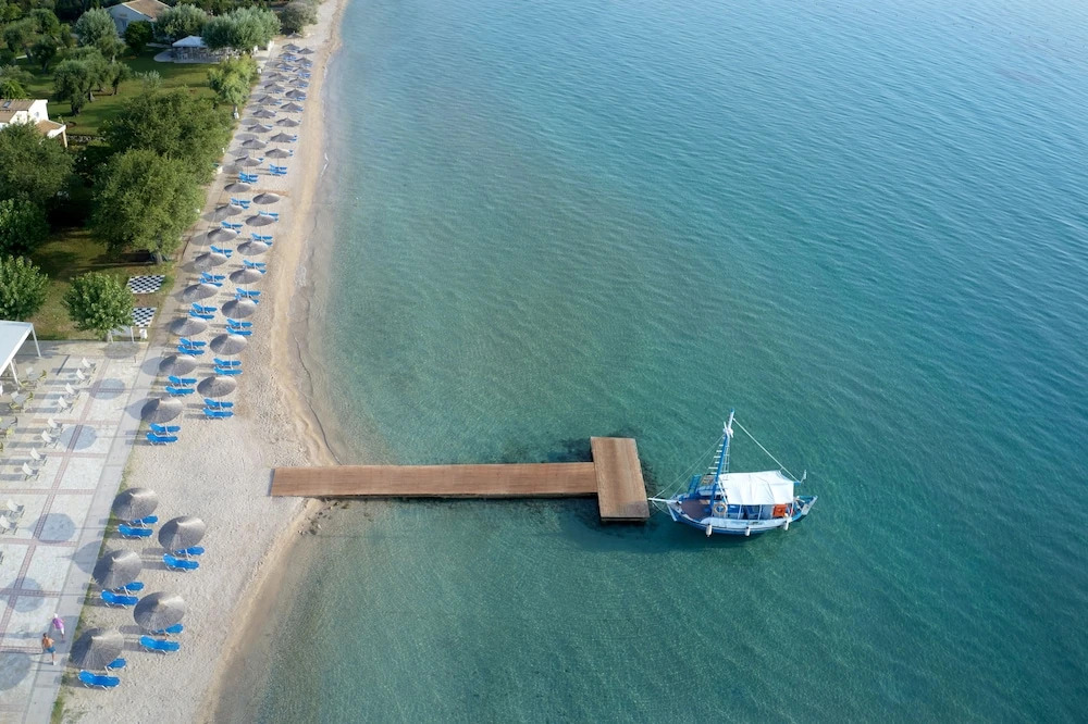 Корфу Мораитика отель Дельфиния