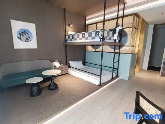 Standard Family room