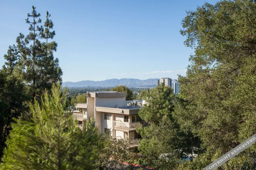 Toluca Hills Apartments By Avalon