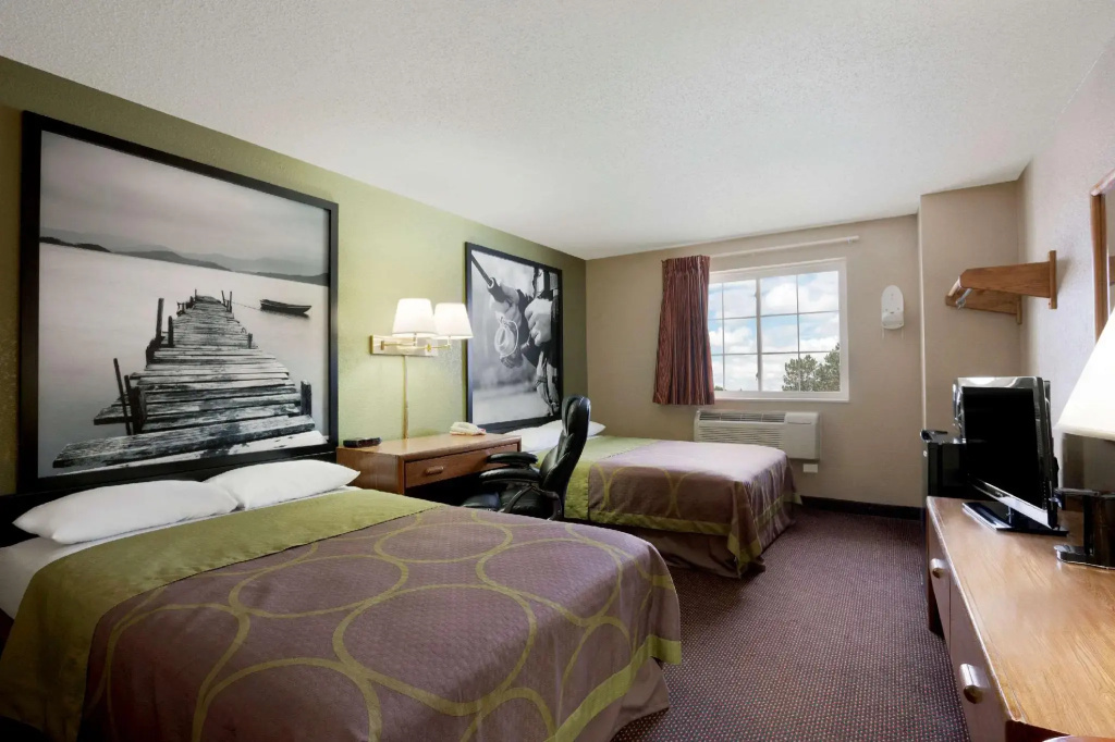Standard Quadruple room