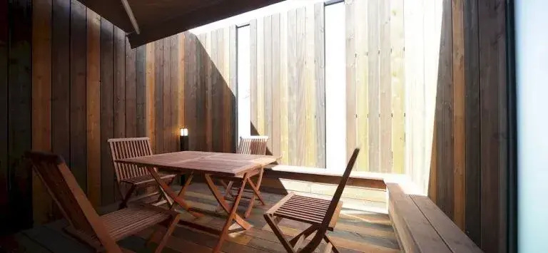 Balcony & Terrace