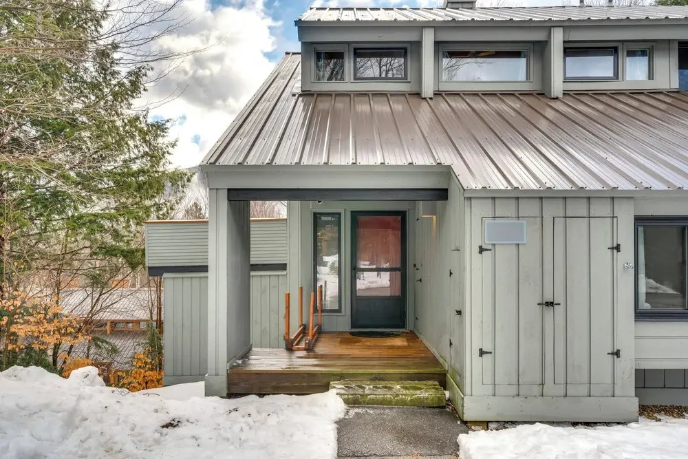 Pet-friendly Loon Mountain Condo w/ Deck + Grill!