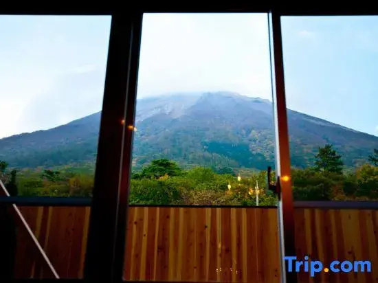 Double Junior Suite with mountain view (twin beds)