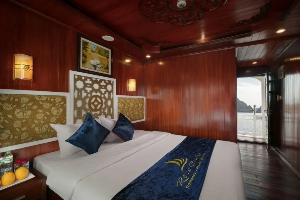 Rosa Boutique Cruise - Général