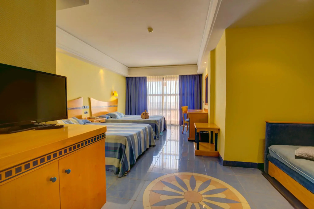 SBH Crystal Beach Hotel & Suites - Adults Only - Chambres