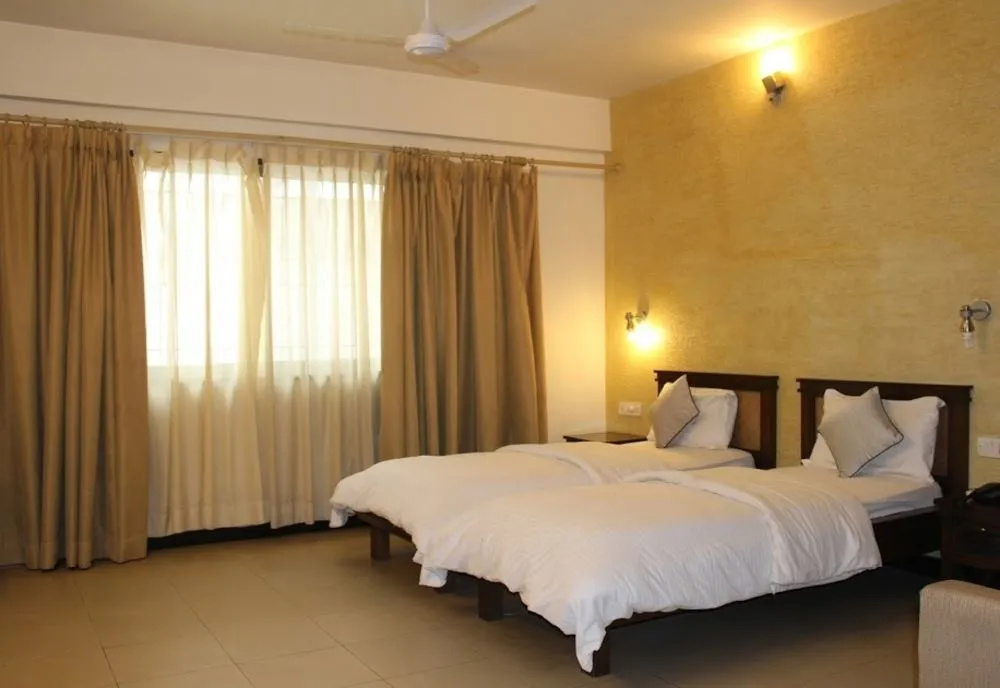 Hotel Red Mount Aquila in Bangalore