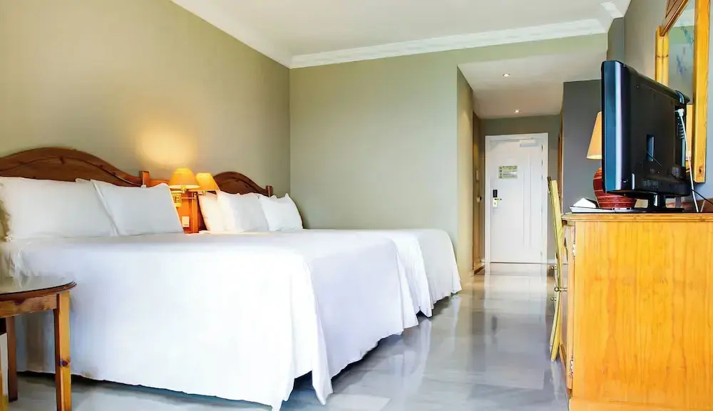 Sol Malaga Guadalmar Hotel - Chambres