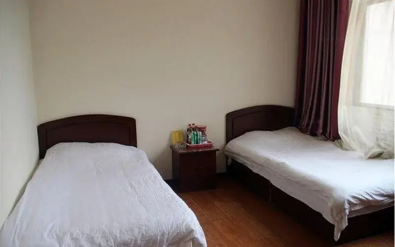 Yucheng Hotel