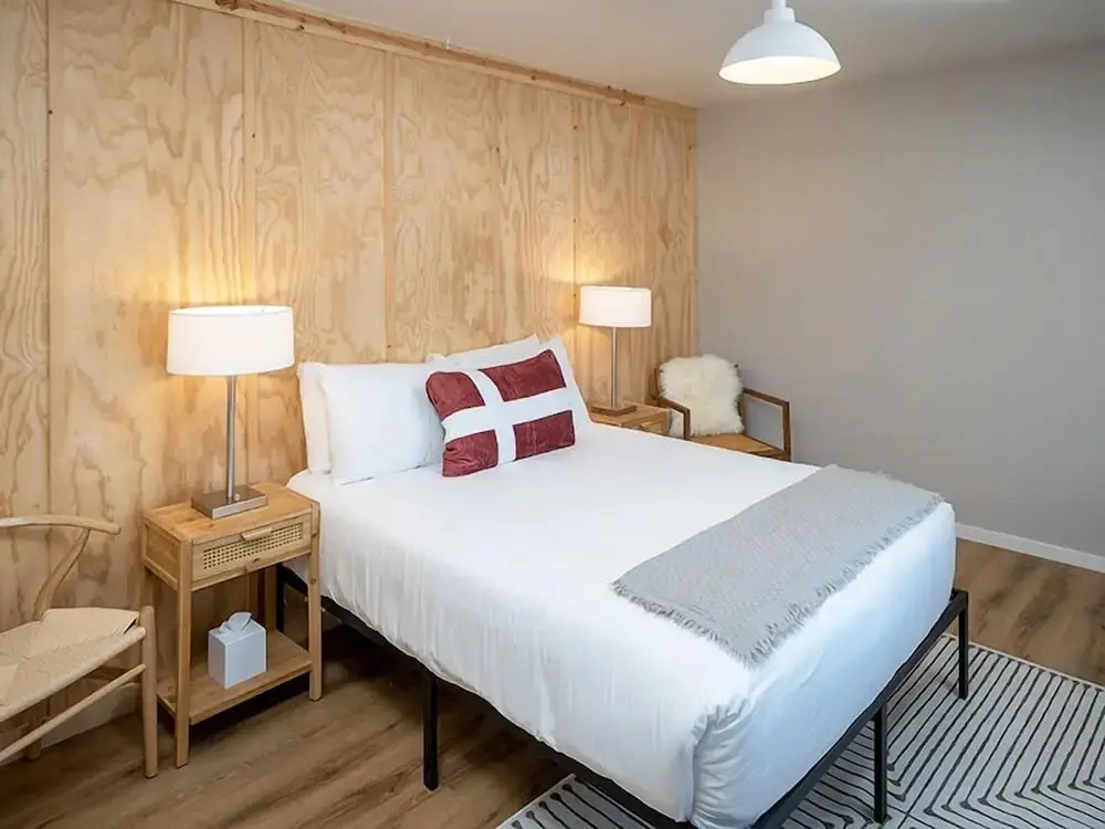 Standard Double room (full double bed)