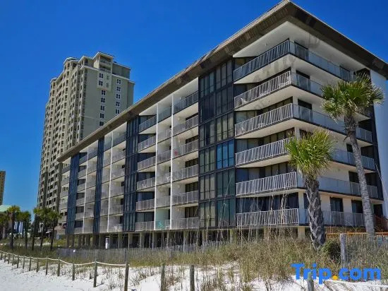 Edgewater - Leeward 102