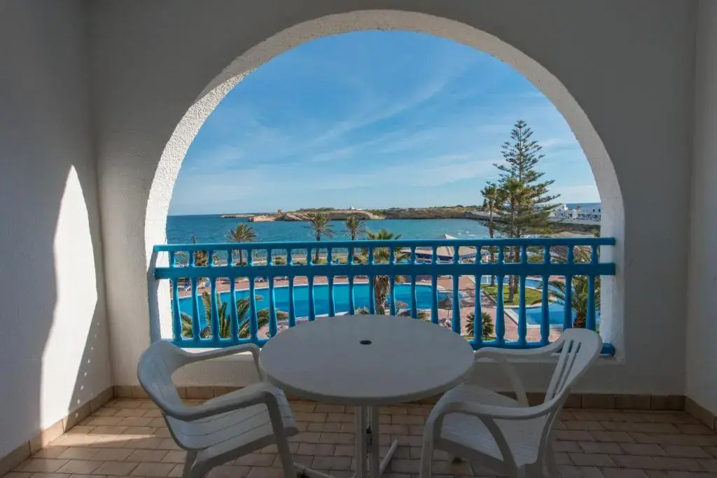 Standard Double room with sea view (full double bed)