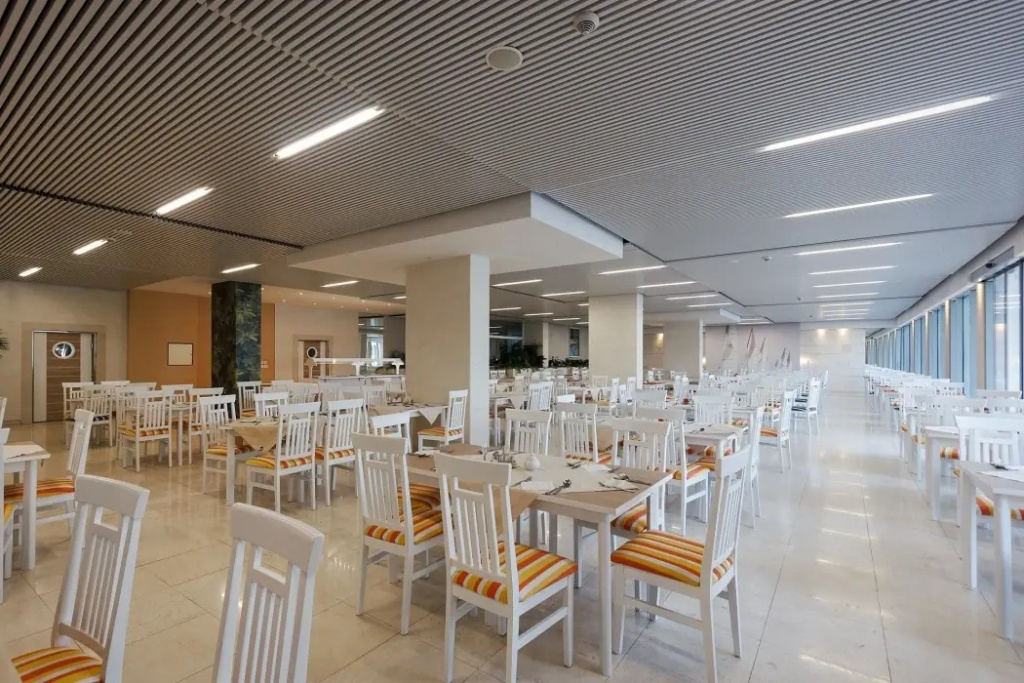 Carine Hotel Delfin - Général