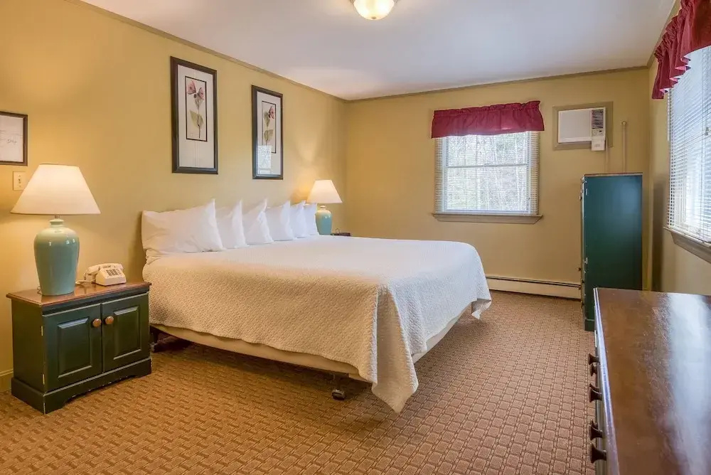 4 Bedrooms Standard room