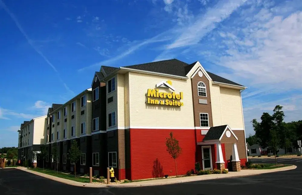 Microtel Inn & Suites by Wyndham Kalamazoo