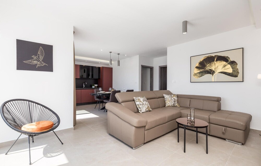 Beautiful Home in Volosko With Outdoor Swimming Pool, Wifi and 2 Bedrooms