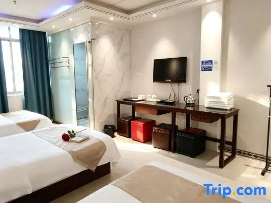 Deluxe Quadruple room