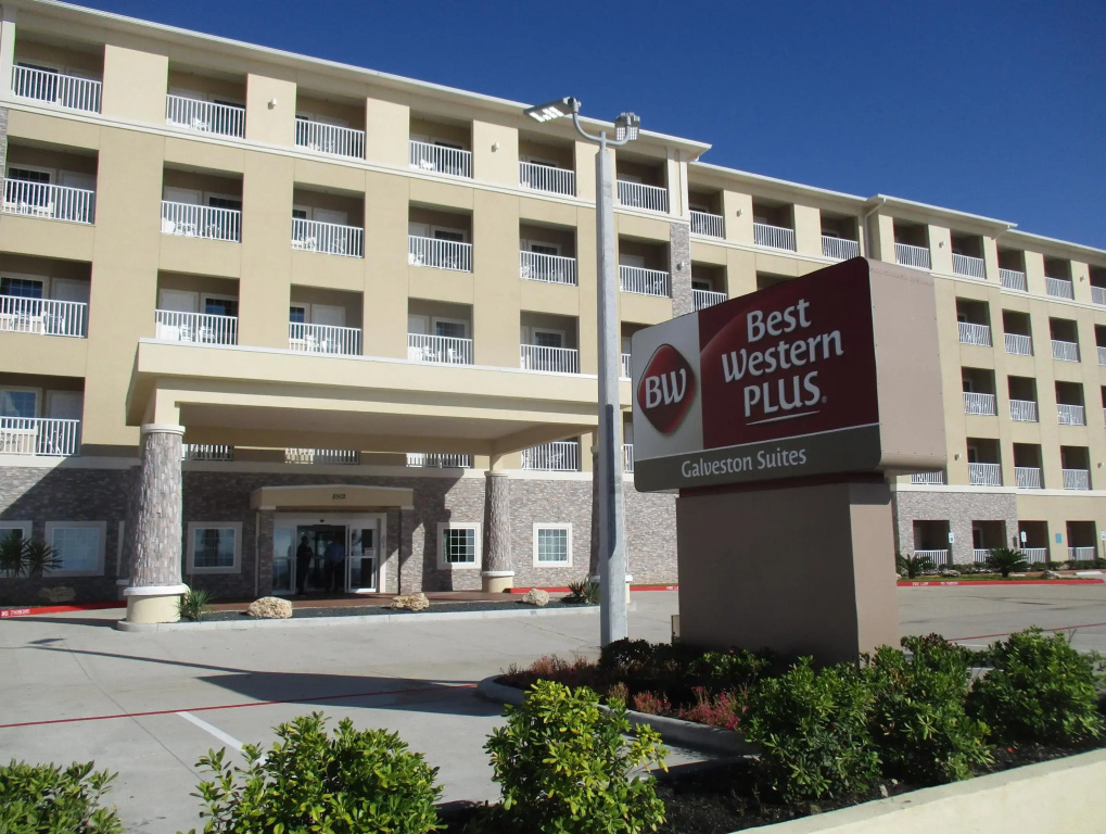 Best Western Plus Galveston Suites - Tap to explore photos