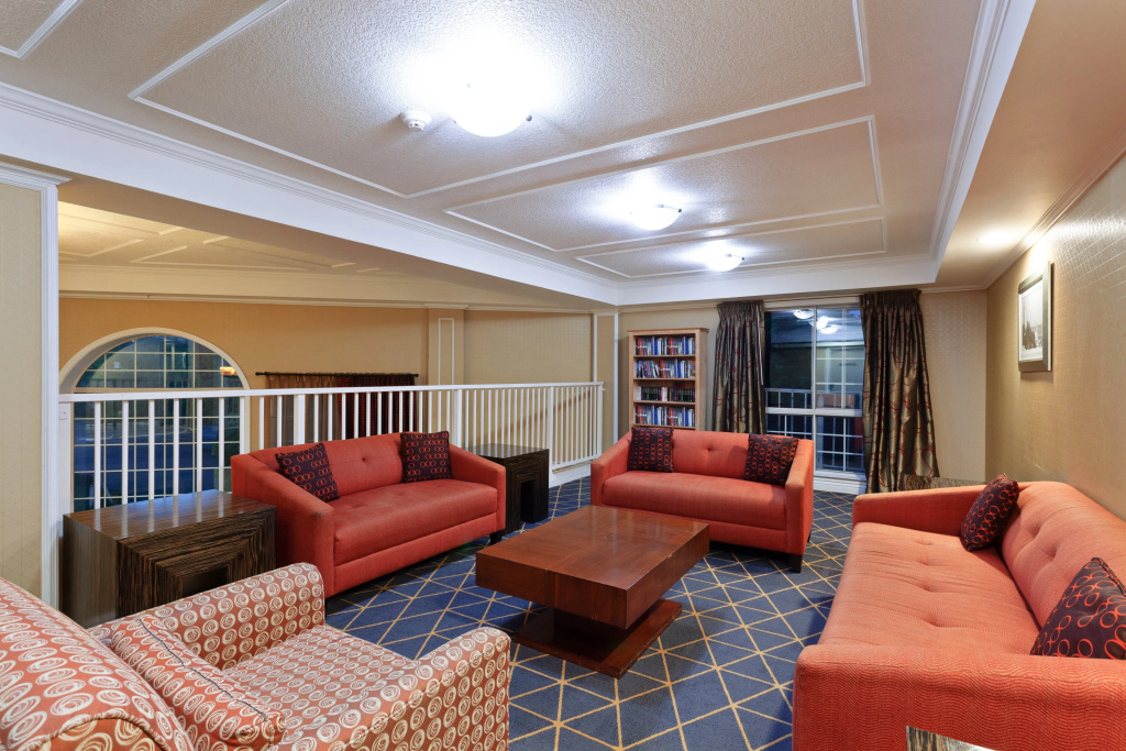 Holiday Inn Hotel & Suites San Mateo-San Francisco SFO by IHG - Général