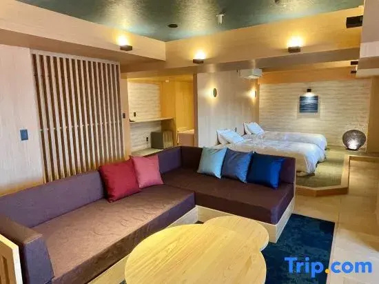 Standard Double room with lake view (twin beds)