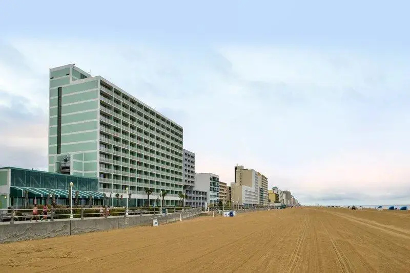 Holiday Inn Va Beach-Oceanside (21st St) by IHG - Chambres
